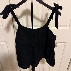 Old Navy Black Tie-Shoulder Cropped Tank